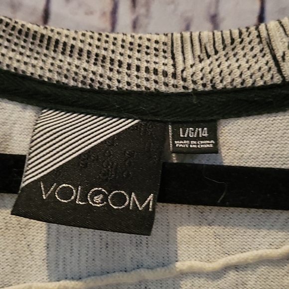 Volcom organic black/white knit A line dress - Picture 2 of 5